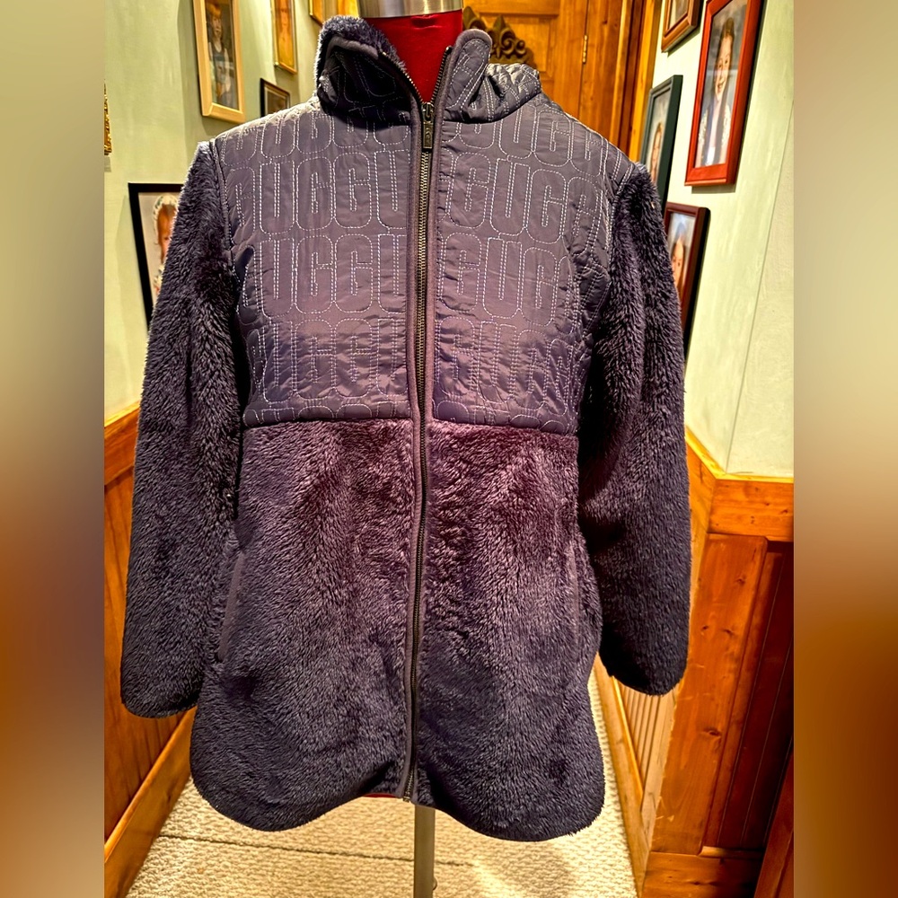 NWOT GORGEOUS UGG SHERPA HOODED JACKET NAVY BLUE Small to Medium